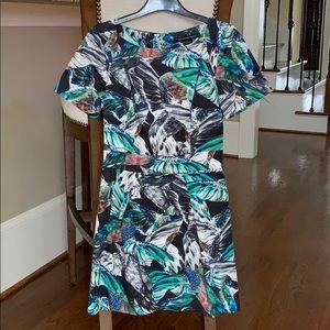 French Connection short sleeved dress